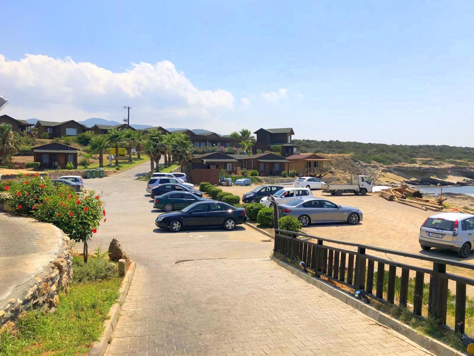 Zambak Holiday Village & Restaurant Superb Seafront Location ! Agios Georgios  Dış mekan fotoğraf