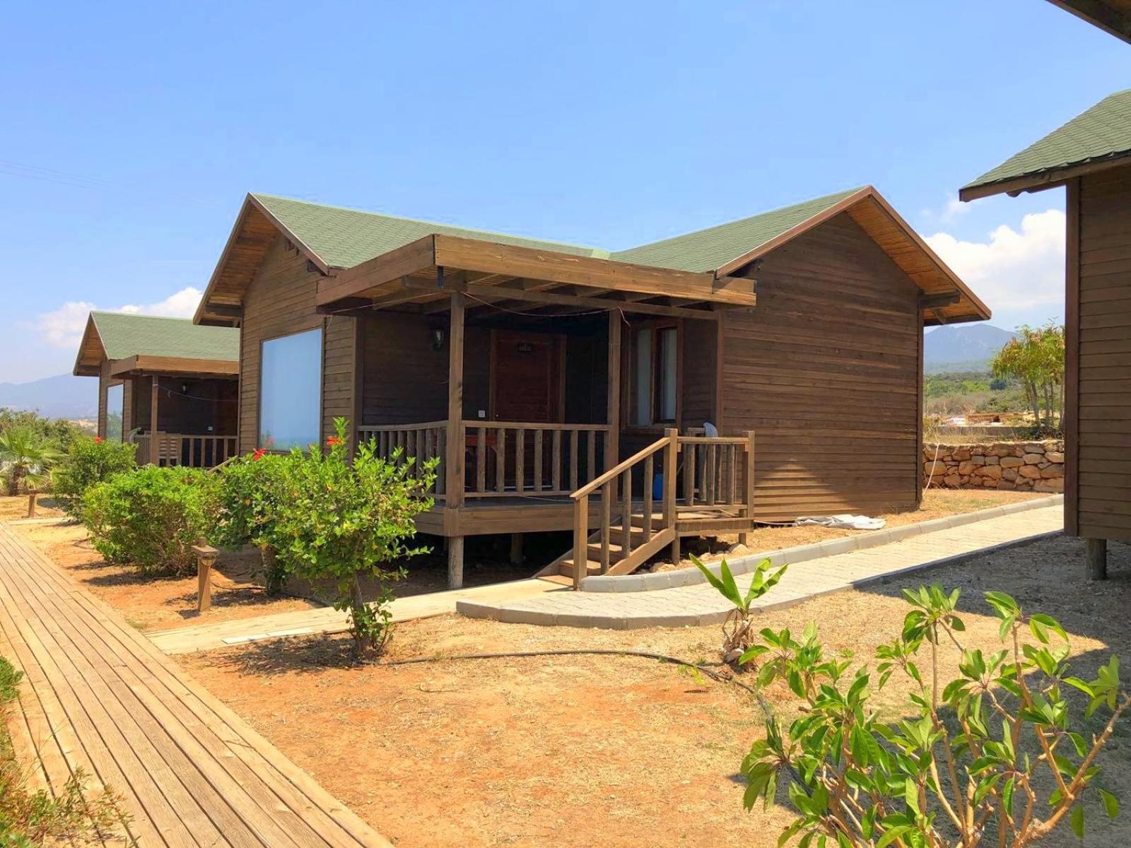 Zambak Holiday Village & Restaurant Superb Seafront Location ! Agios Georgios  Dış mekan fotoğraf