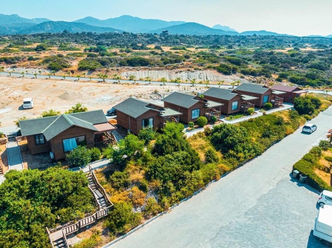 Zambak Holiday Village & Restaurant Superb Seafront Location ! Agios Georgios  Dış mekan fotoğraf