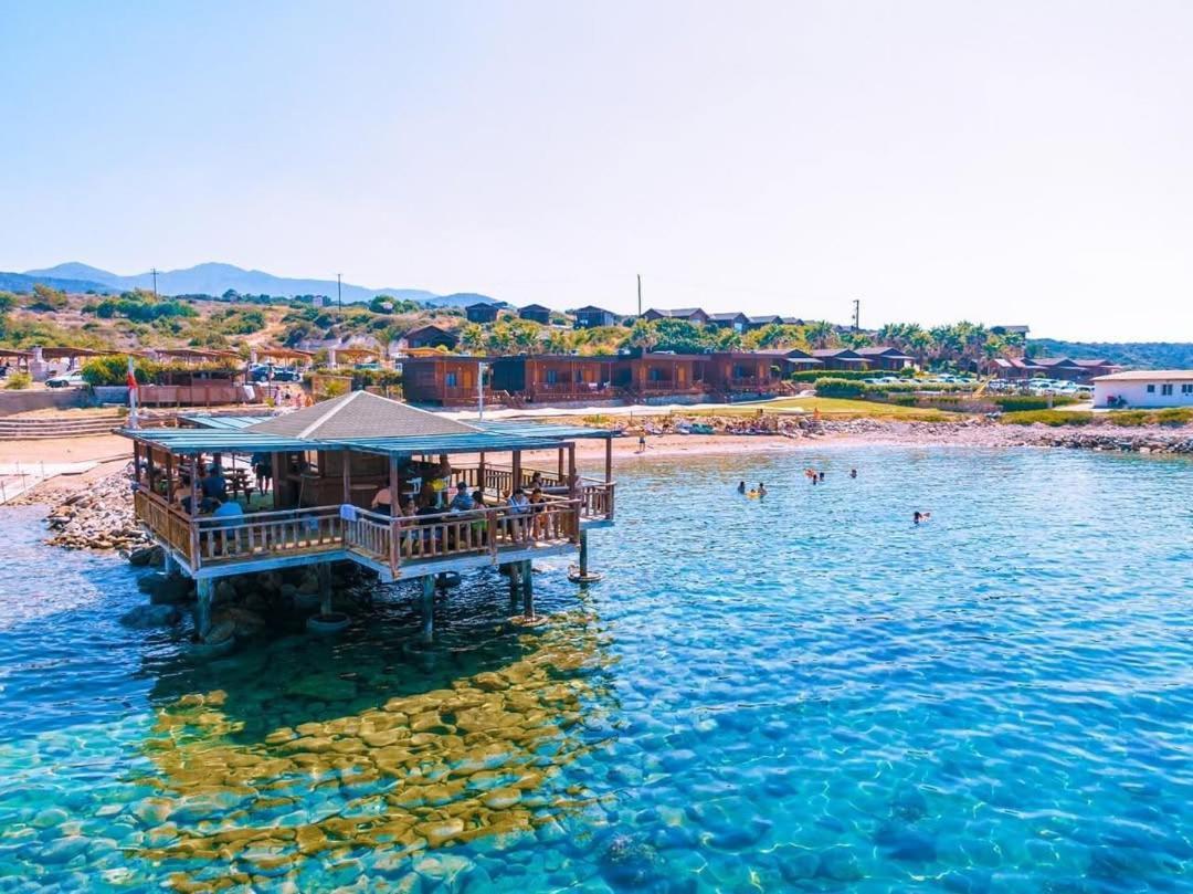 Zambak Holiday Village & Restaurant Superb Seafront Location ! Agios Georgios  Dış mekan fotoğraf